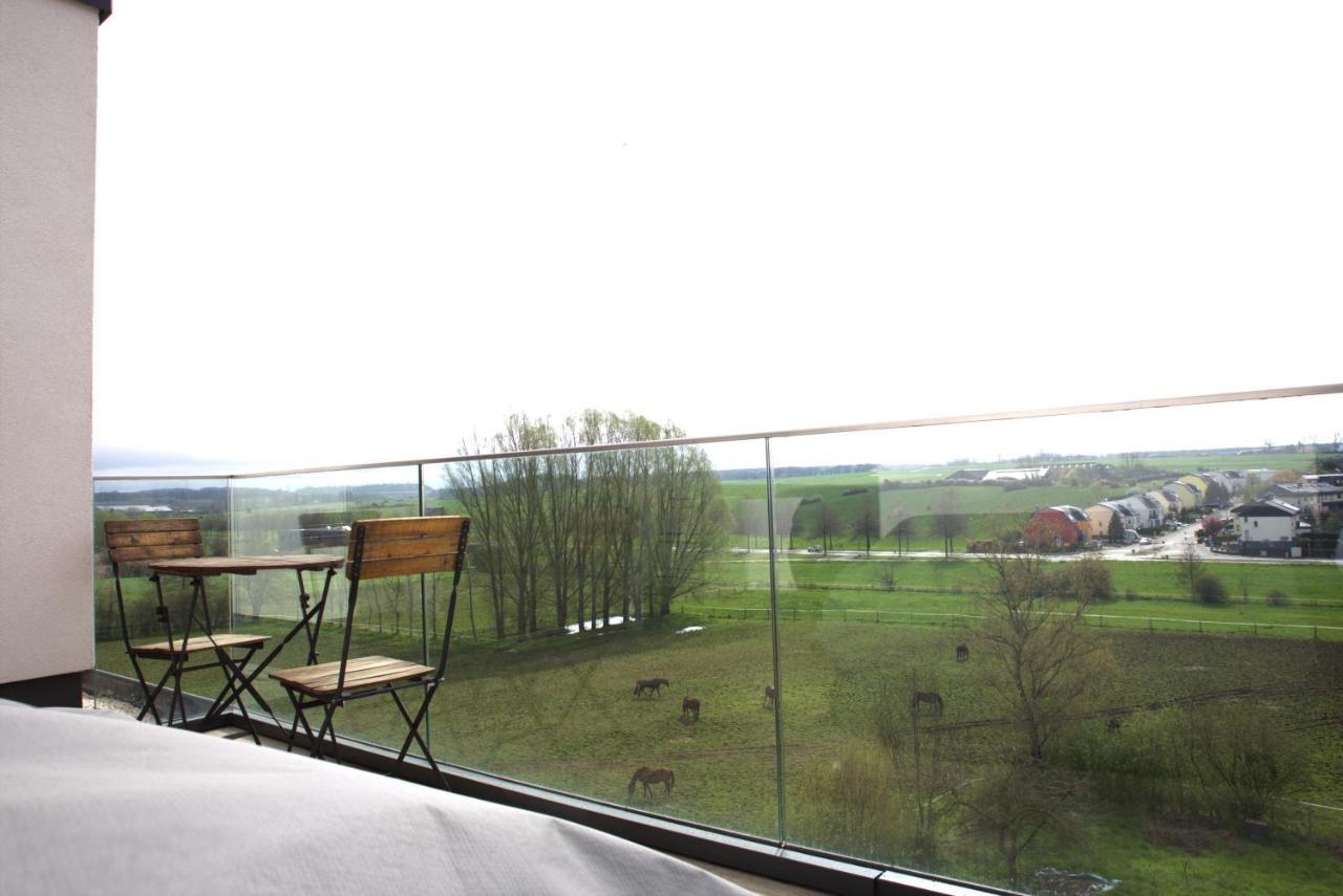 Peaceful Modern 2 Bedroom Penthouse With Nice View Hesperange Exteriör bild